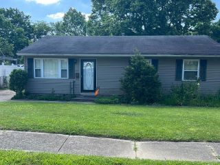 Foreclosed Home - 1676 CHIPPEWA DR, 45013