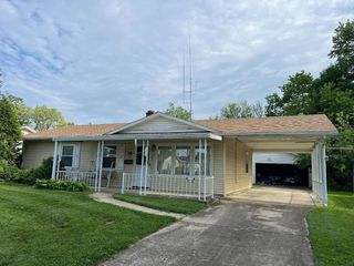 Foreclosed Home - 304 WHITEWATER DR, 45030