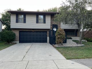 Foreclosed Home - 2704 SAYBROOK DR, 45044