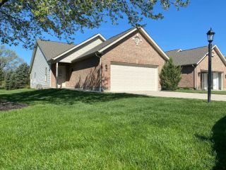 Foreclosed Home - 801 CARRIAGE LN, 45067