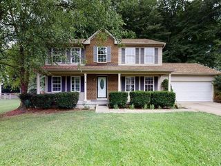 Foreclosed Home - 3472 WINTER HOLLY DR, 45102