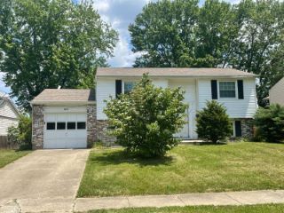 Foreclosed Home - 825 KENMAR DR, 45140