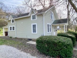 Foreclosed Home - 120 COLUMBIA ST, 45157