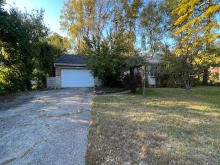 Foreclosed Home - 748 WOOSTER PIKE, 45174