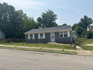 Foreclosed Home - 1413 MANSS AVE, 45205