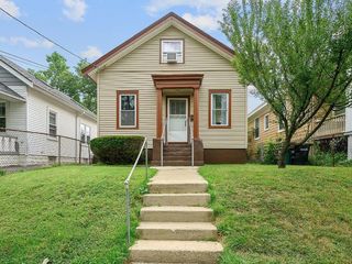 Foreclosed Home - 3102 CELERON AVE, 45209