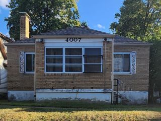 Foreclosed Home - 4007 WALTER AVE, 45211