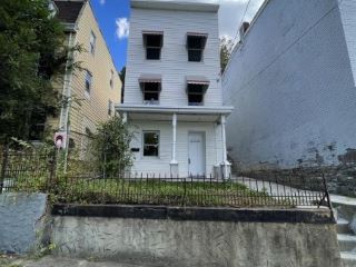 Foreclosed Home - 2422 HALSTEAD ST, 45214