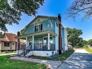 Foreclosed Home - 1241 W SEYMOUR AVE, 45216