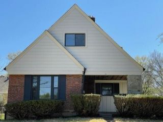 Foreclosed Home - 1021 W NORTH BEND RD, 45224