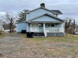 Foreclosed Home - 5659 BRAMBLE AVE, 45227