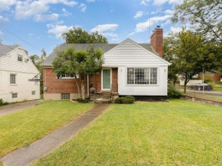 Foreclosed Home - 1609 SUTTON AVE, 45230