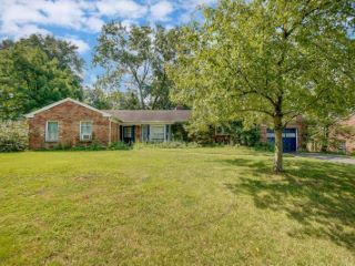 Foreclosed Home - 1049 NEWCASTLE DR, 45231