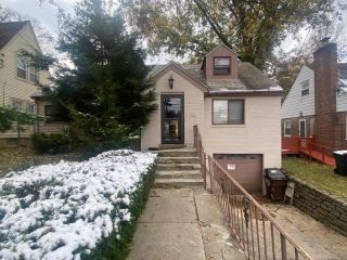 Foreclosed Home - 2367 LOSANTIVILLE AVE, 45237