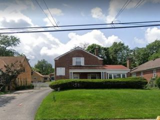 Foreclosed Home - 2523 LOSANTIVILLE AVE, 45237