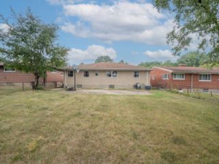 Foreclosed Home - 7858 GREENLAND PL, 45237