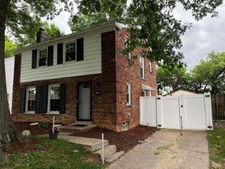 Foreclosed Home - 7248 EASTLAWN DR, 45237