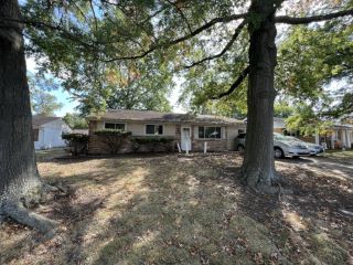 Foreclosed Home - 10910 NEWMARKET DR, 45251