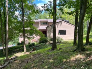 Foreclosed Home - 3533 WOODLAND TRL, 45255