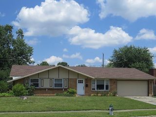 Foreclosed Home - 1022 HEATHWOOD DR, 45322