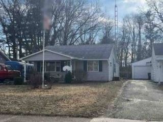Foreclosed Home - 127 W HARMON DR, 45331