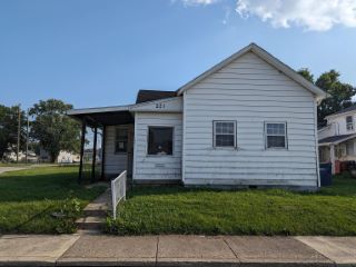 Foreclosed Home - 221 2ND ST, 45356