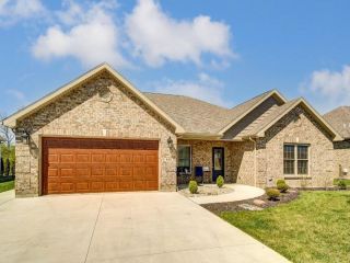 Foreclosed Home - 843 W BENTLEY CIR, 45373