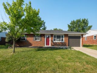 Foreclosed Home - 2416 SAINT ANDREWS DR, 45373