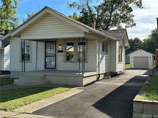 Foreclosed Home - 800 BURLEIGH AVE, 45402