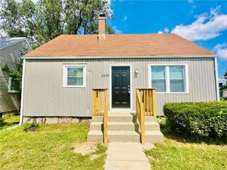 Foreclosed Home - 2017 SUMAN AVE, 45403