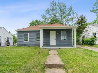Foreclosed Home - 4701 W HILLCREST AVE, 45406