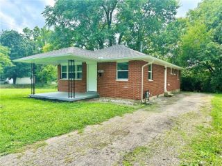 Foreclosed Home - 2403 FALMOUTH AVE, 45406