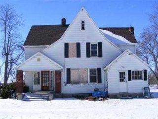 Foreclosed Home - 7615 OLD DAYTON RD, 45417