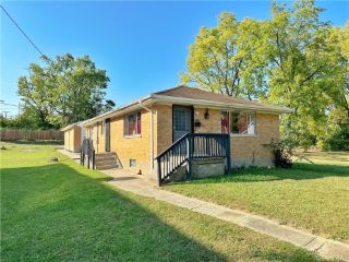 Foreclosed Home - 2320 GRANDVIEW AVE, 45417