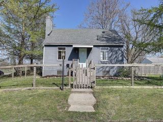 Foreclosed Home - 800 IVYWOOD ST, 45420