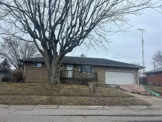 Foreclosed Home - 4121 CARONA ST, 45503
