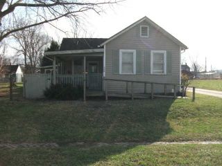 Foreclosed Home - 504 E WATER ST, 45601