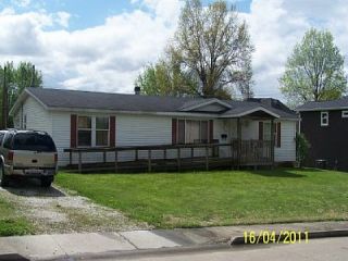 Foreclosed Home - 914 ADAMS ST, 45638