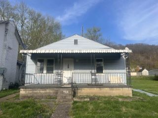 Foreclosed Home - 603 S 9TH ST, 45638