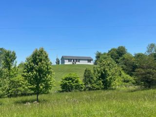 Foreclosed Home - 2100 BUCKLICK RD, 45640