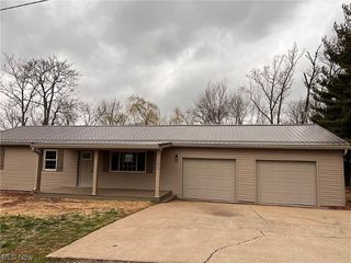 Foreclosed Home - 105 MELODY LN, 45750