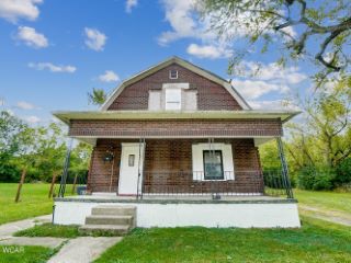 Foreclosed Home - 810 MICHAEL AVE, 45804