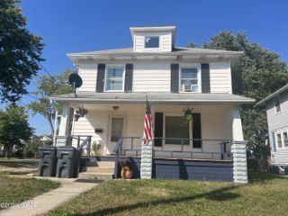 Foreclosed Home - 809 N CHARLES ST, 45805