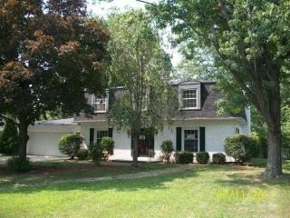 Foreclosed Home - 1706 HILLCREST AVE, 46011