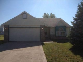 Foreclosed Home - 5624 COYOTE DR, 46013