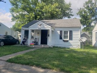 Foreclosed Home - 612 W 34TH ST, 46013