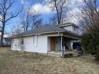Foreclosed Home - 1649 HALFORD ST, 46016