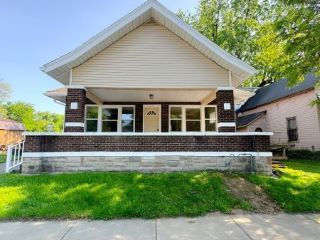 Foreclosed Home - 503 W 6TH ST, 46016