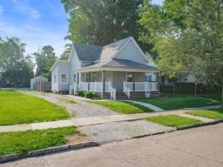 Foreclosed Home - 1906 PEARL ST, 46016