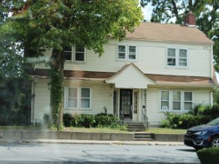 Foreclosed Home - 1222 CENTRAL AVE, 46016